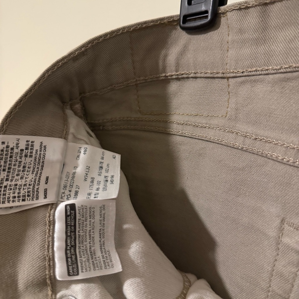 THREE levis pants - Picture 2 of 12